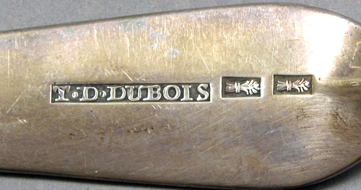 1962.0240.1076 Silver spoon mark