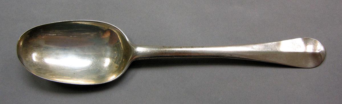 1962.0240.1081 Silver spoon upper surface