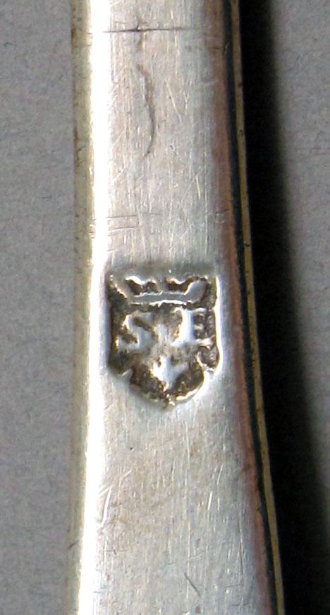 1962.0240.1081 Silver spoon mark