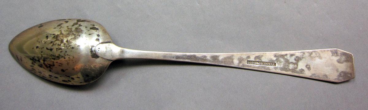 1962.0240.1092 Silver spoon underside