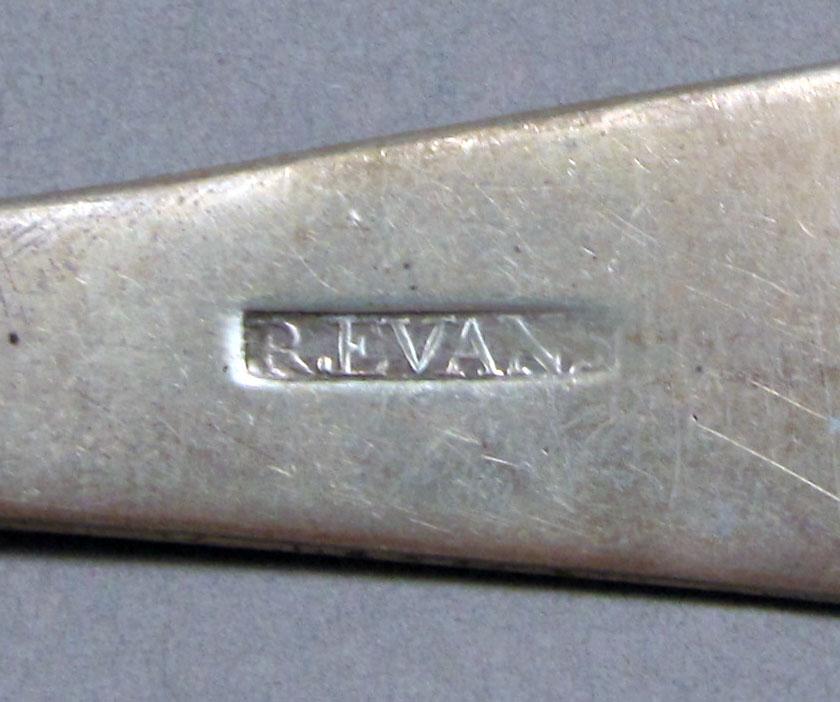 1962.0240.1093 Silver spoon mark