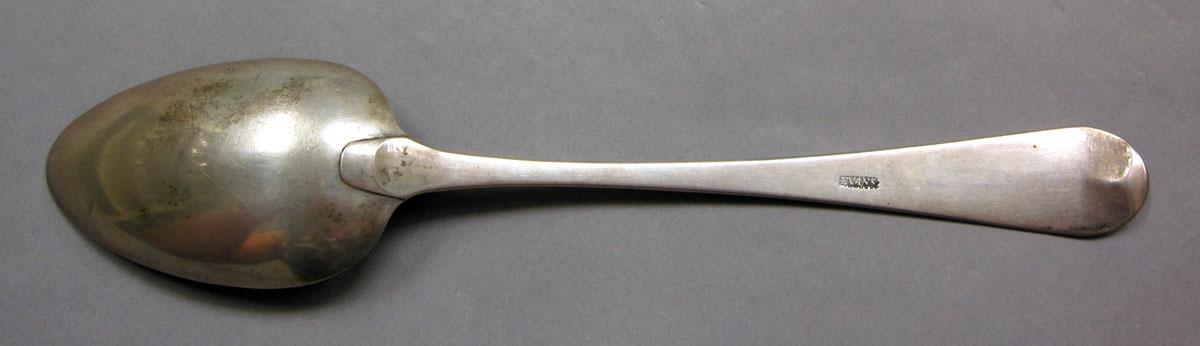 1962.0240.1094 Silver spoon underside