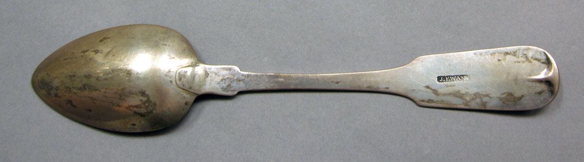 1962.0240.1097 Silver spoon underside