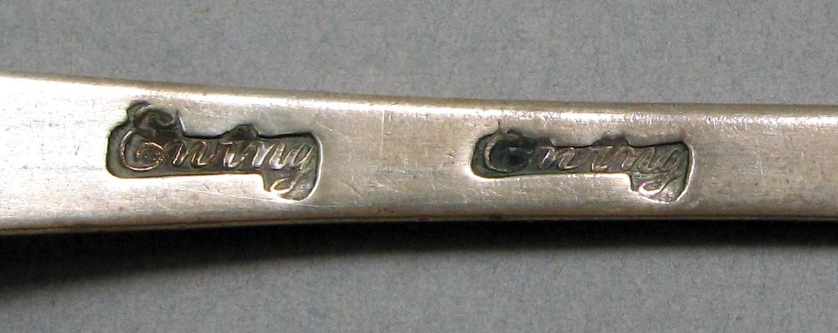 1962.0240.1098 Silver spoon mark
