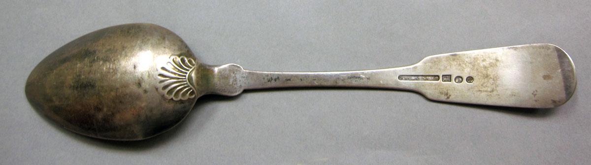 1962.0240.1099 Silver spoon underside
