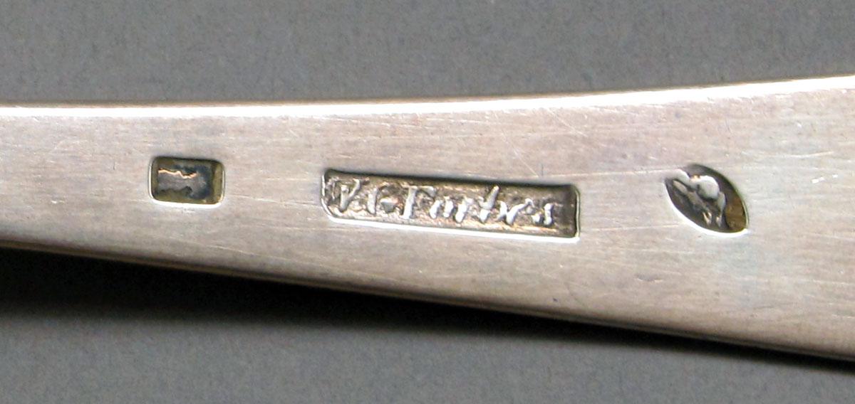 1962.0240.1113 Silver spoon mark