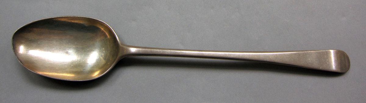 1962.0240.1120.002 Silver spoon upper surface