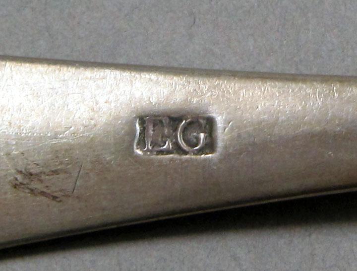 1962.0240.1124 Silver spoon mark