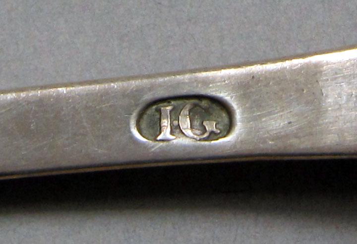 1962.0240.1126 Silver spoon mark