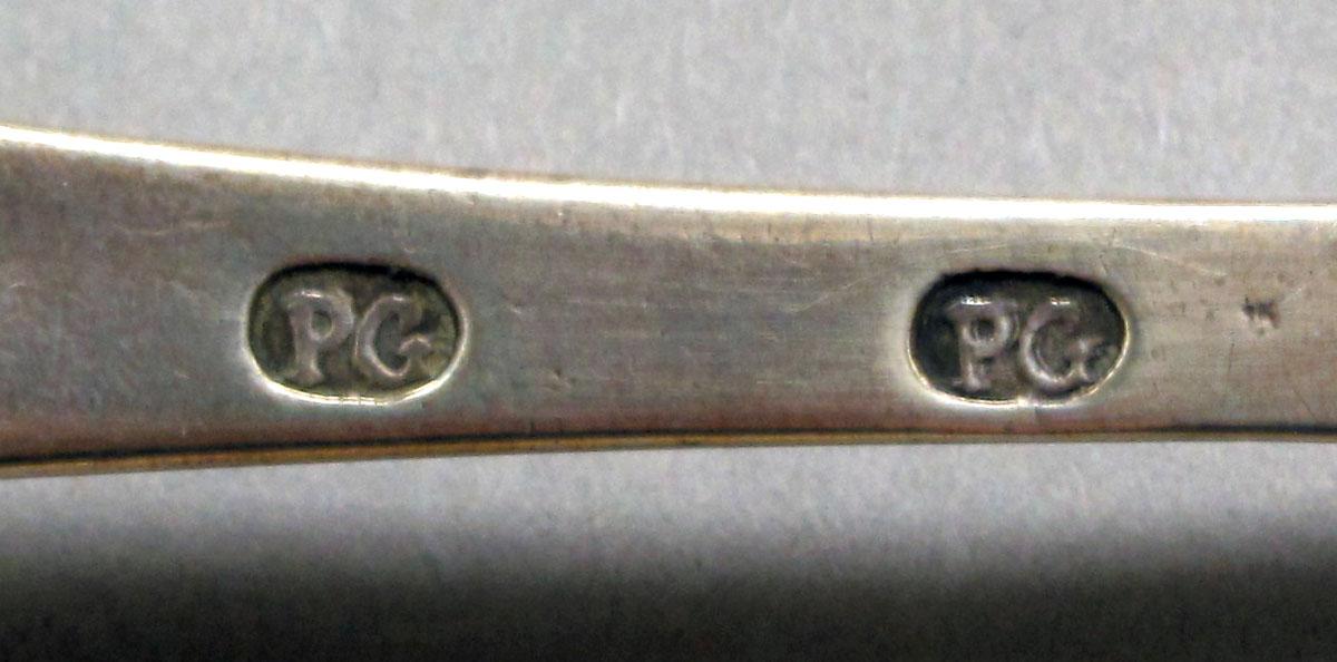 1962.0240.1127 Silver spoon mark