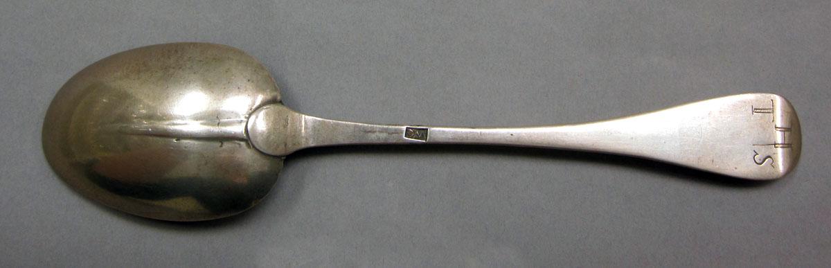 1962.0240.1131 Silver spoon underside