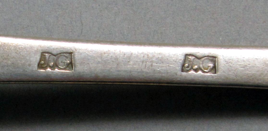 1962.0240.1134 Silver spoon mark