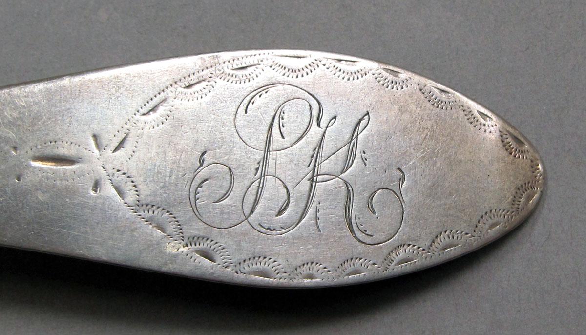 1962.0240.1137.002 Silver spoon engraving