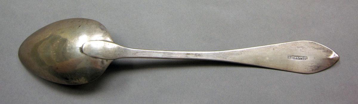 1962.0240.1142 Silver spoon underside