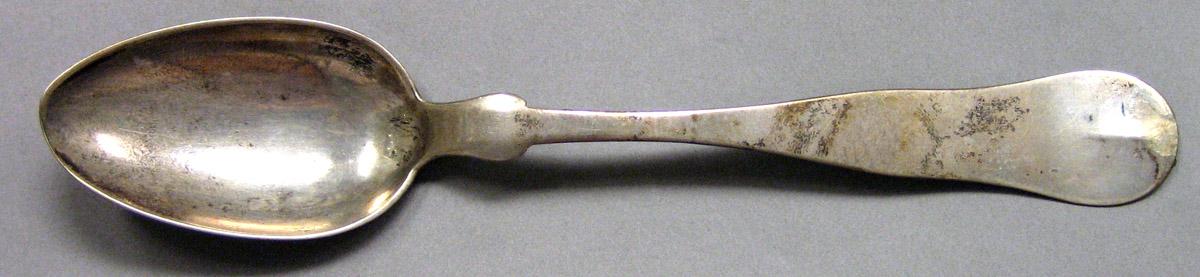 1962.0240.1156 Silver Spoon upper surface