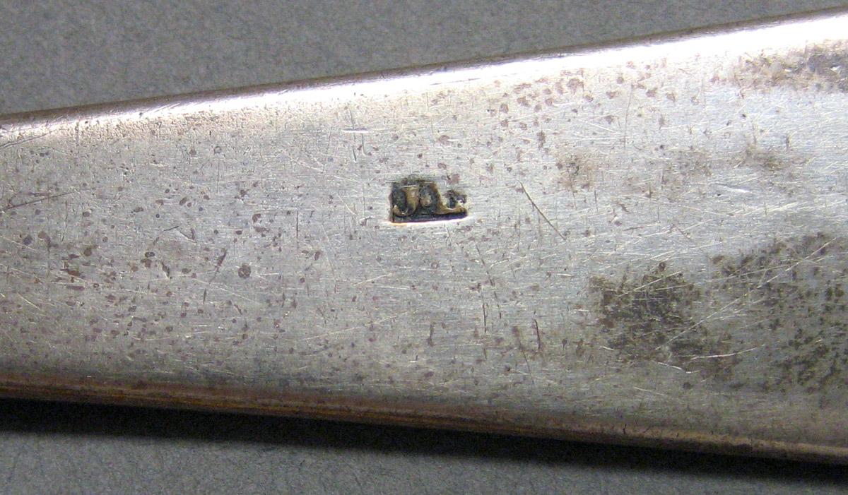 1962.0240.1165 Silver Spoon mark
