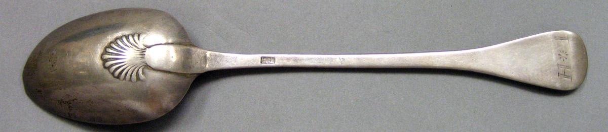 1962.0240.1171 Silver Spoon underside