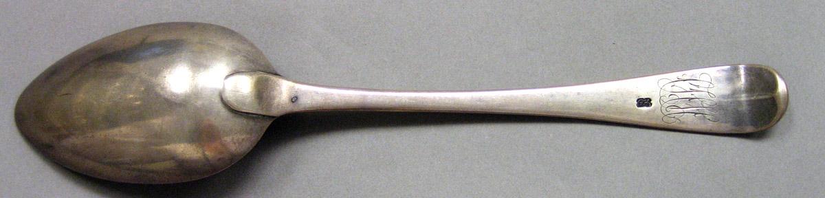 1962.0240.1173 Silver Spoon underside