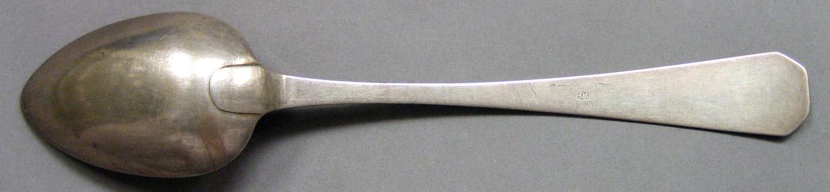 1962.0240.1174 Silver Spoon underside