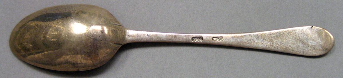 1962.0240.1176 Silver Spoon underside