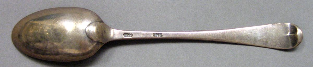 1962.0240.1177 Silver Spoon underside
