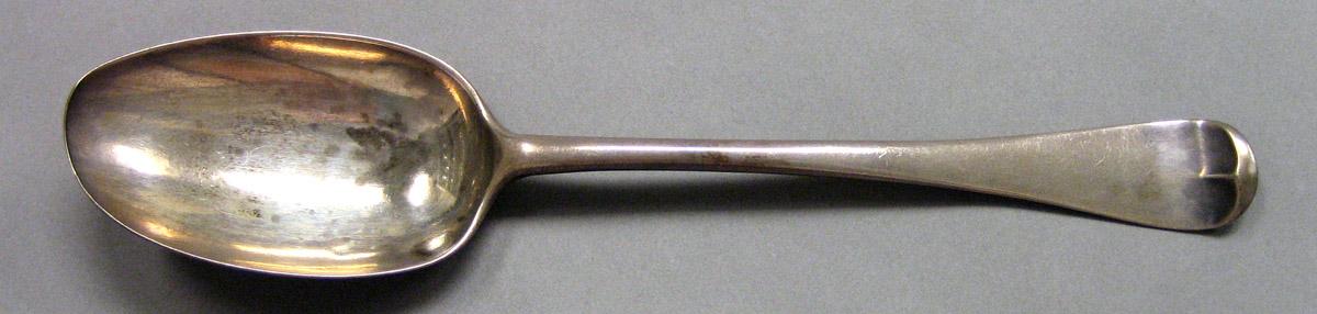 1962.0240.1178 Silver Spoon upper surface