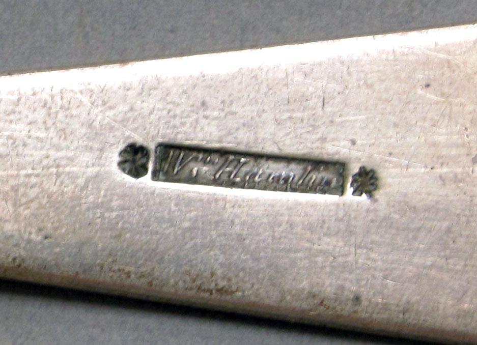 1962.0240.1185 Silver spoon mark
