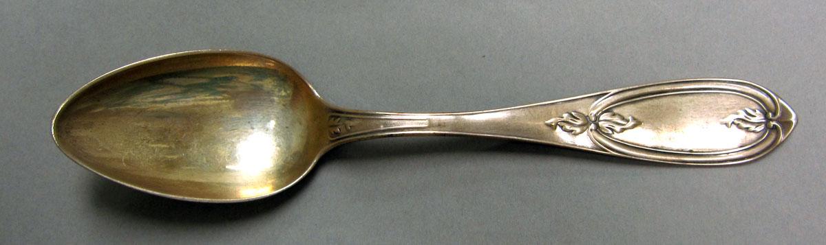 1962.0240.1187 Silver spoon upper surface