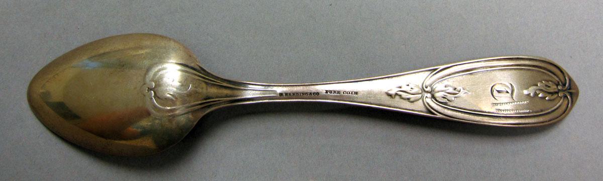 1962.0240.1187 Silver spoon underside