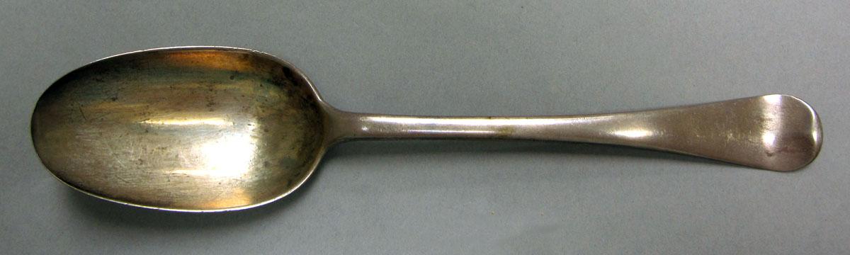1962.0240.1190 Silver spoon upper surface