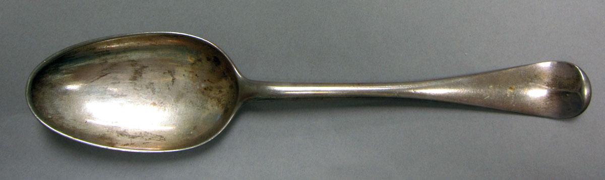 1962.0240.1192 Silver spoon upper surface