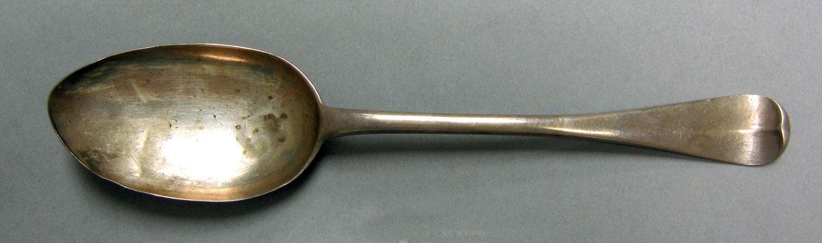 1962.0240.1193 Silver spoon upper surface