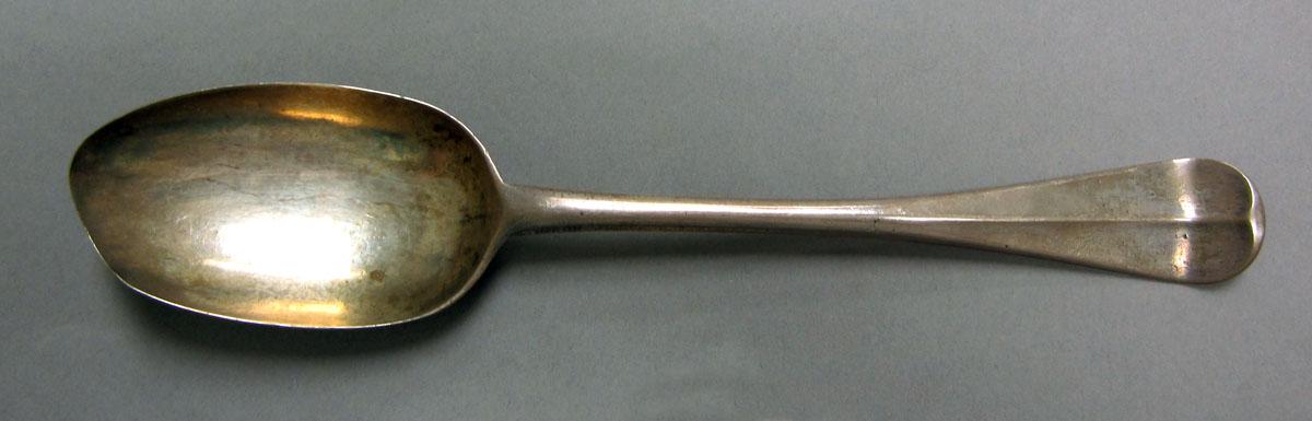 1962.0240.1196 Silver spoon upper surface