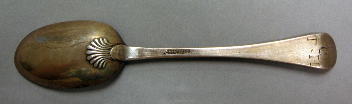 1962.0240.1196 Silver spoon underside