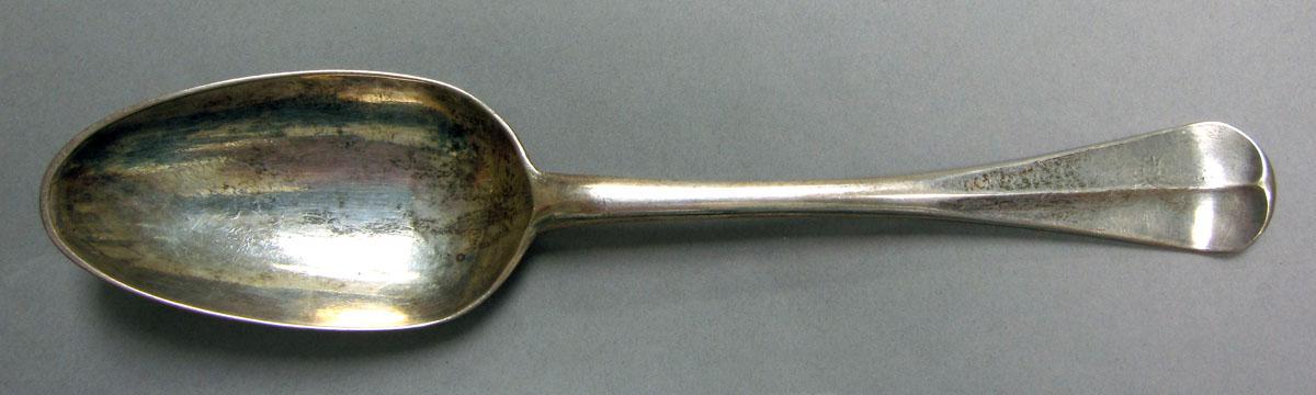 1962.0240.1197 Silver spoon upper surface
