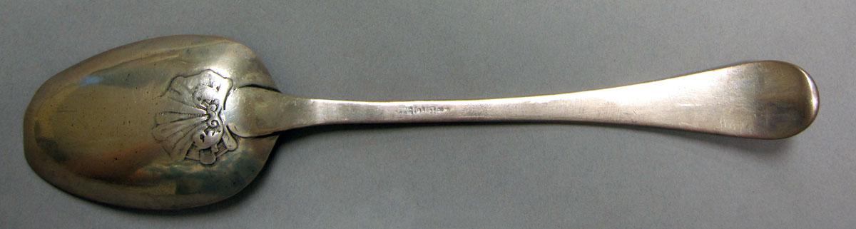 1962.0240.1198 Silver spoon underside