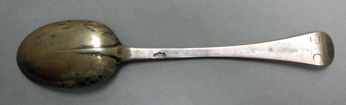 1962.0240.1204 Silver spoon underside