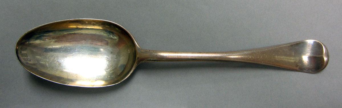 1962.0240.1205 Silver spoon upper surface