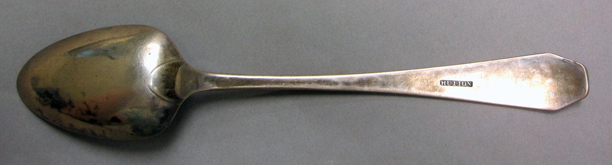 1962.0240.1209 Silver spoon underside