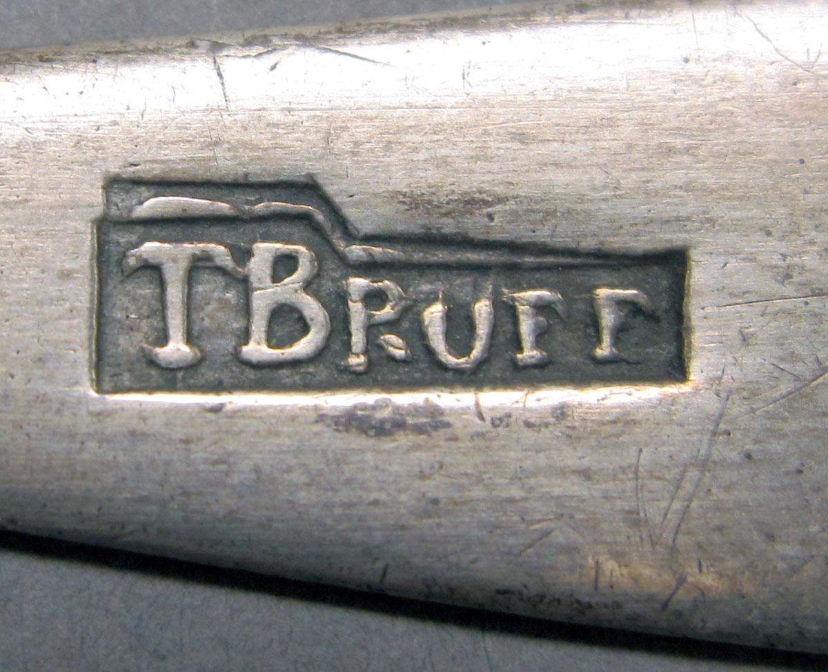 1962.0240.120 teaspoon mark