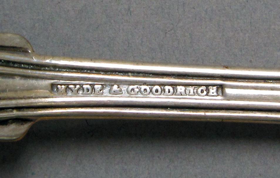 1962.0240.1214 Silver spoon mark