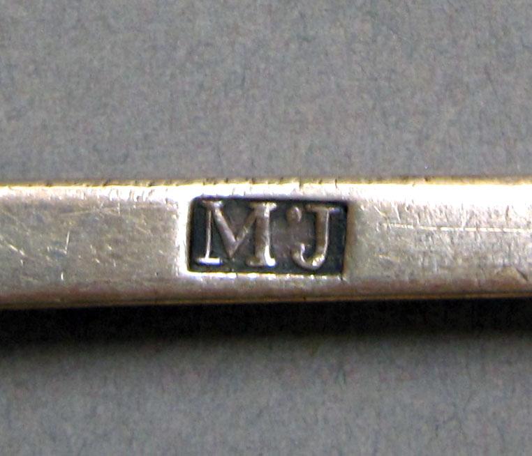 1962.0240.1217 Silver spoon mark