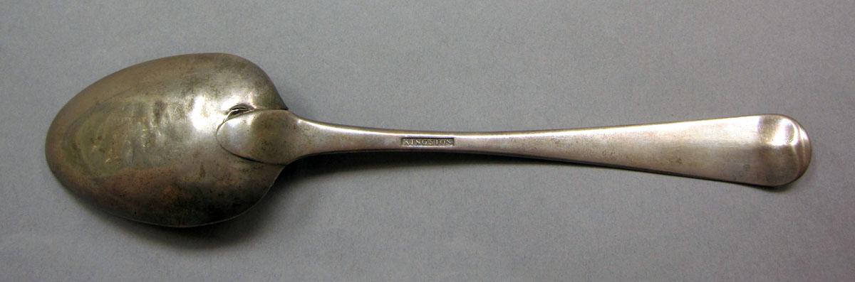 1962.0240.1230 Silver spoon underside