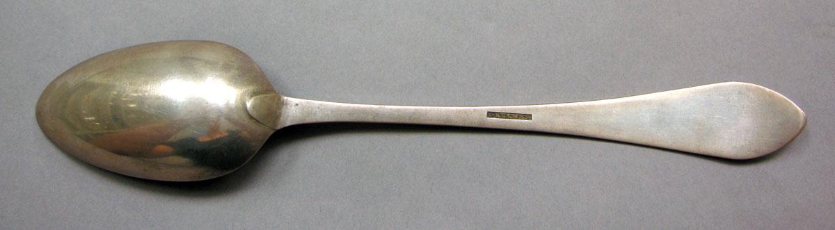 1962.0240.1233 Silver spoon underside