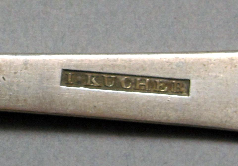 1962.0240.1233 Silver spoon mark