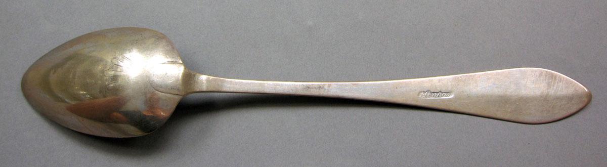 1962.0240.1252 Silver spoon underside