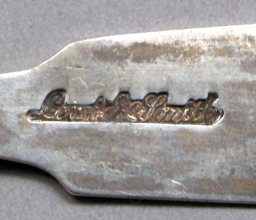 1962.0240.1255 Silver spoon mark
