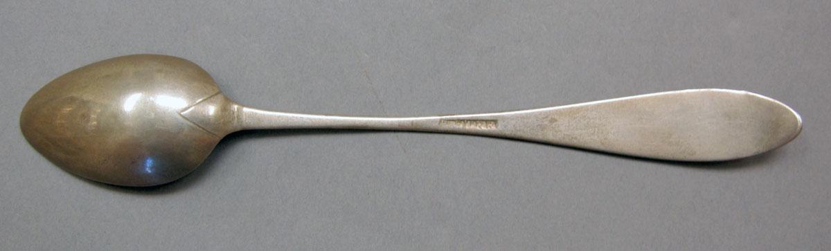 1962.0240.125 teaspoon underside