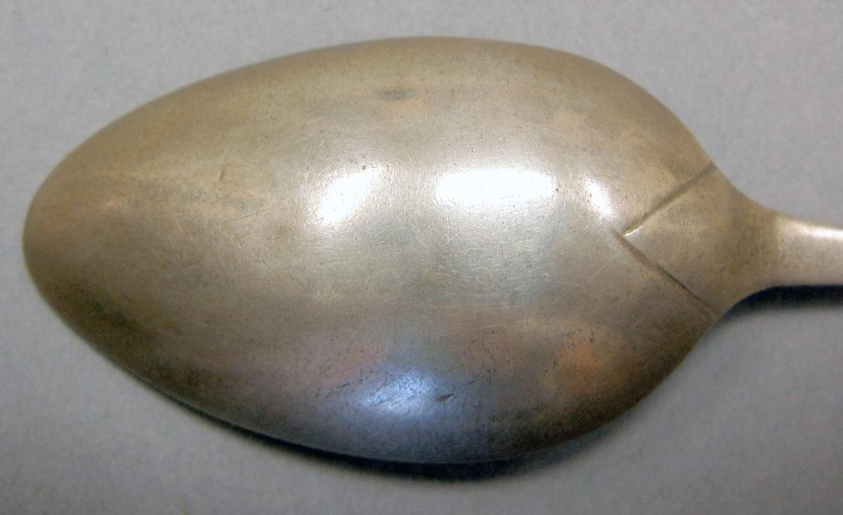 1962.0240.125 teaspoon bowl underside