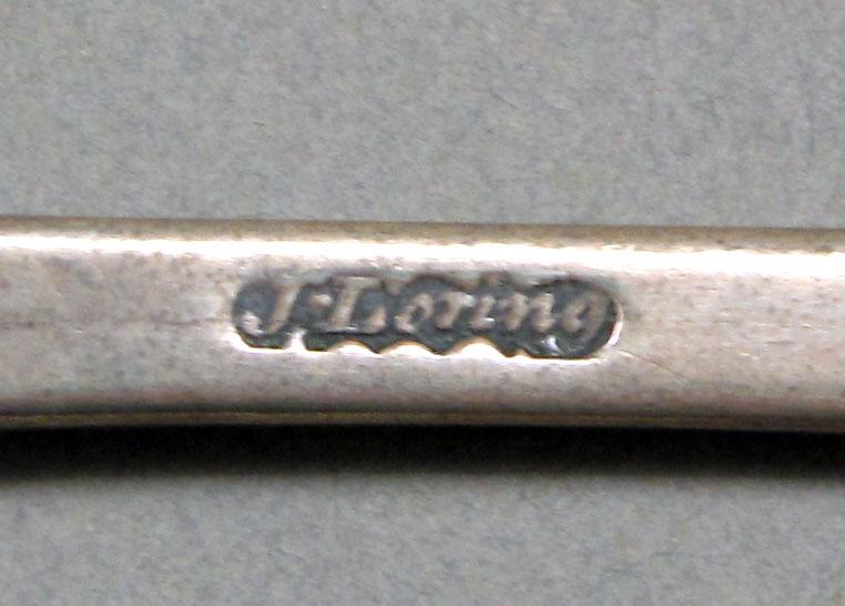 1962.0240.1263 Silver spoon mark